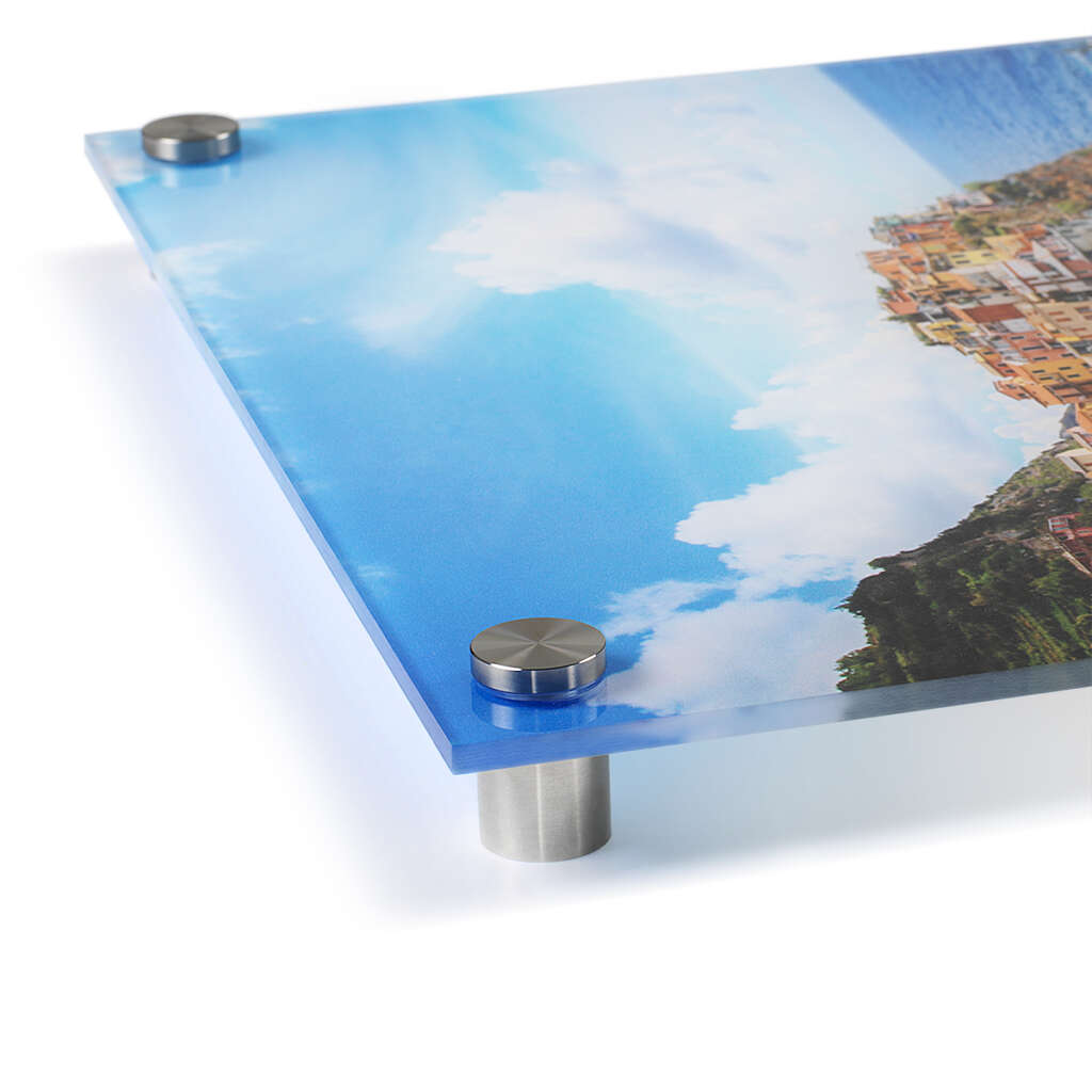 Direct-Acrylic-Standoffs-Corner